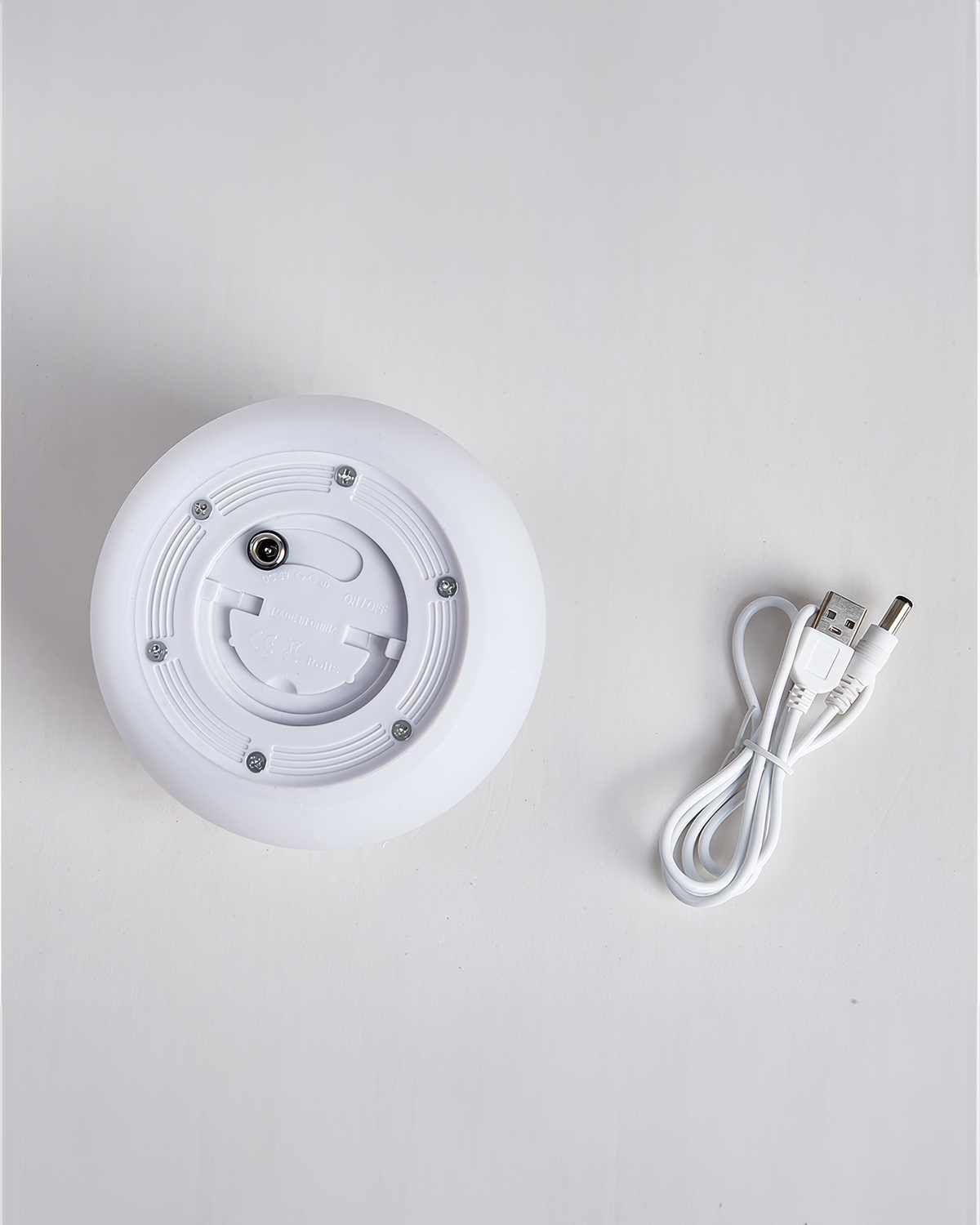 Kuta – Lampe murale magnétique sans fil au design naturel