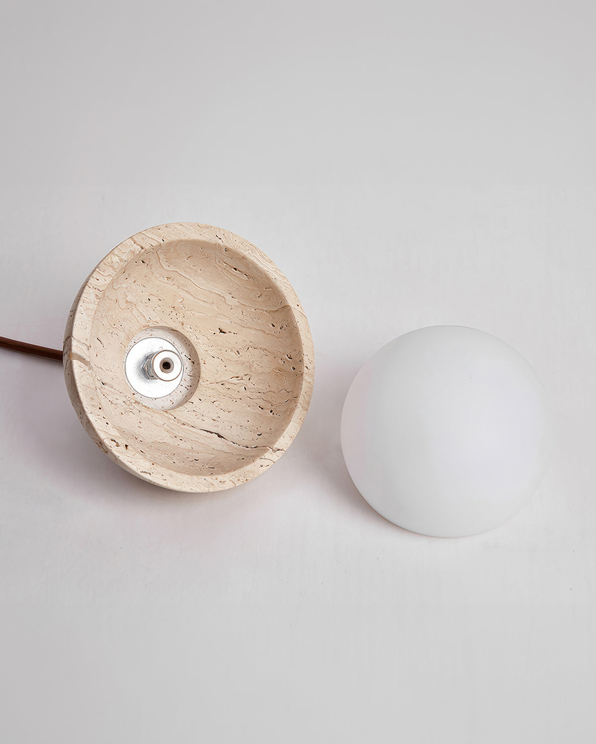 Kuta – Lampe murale magnétique sans fil au design naturel